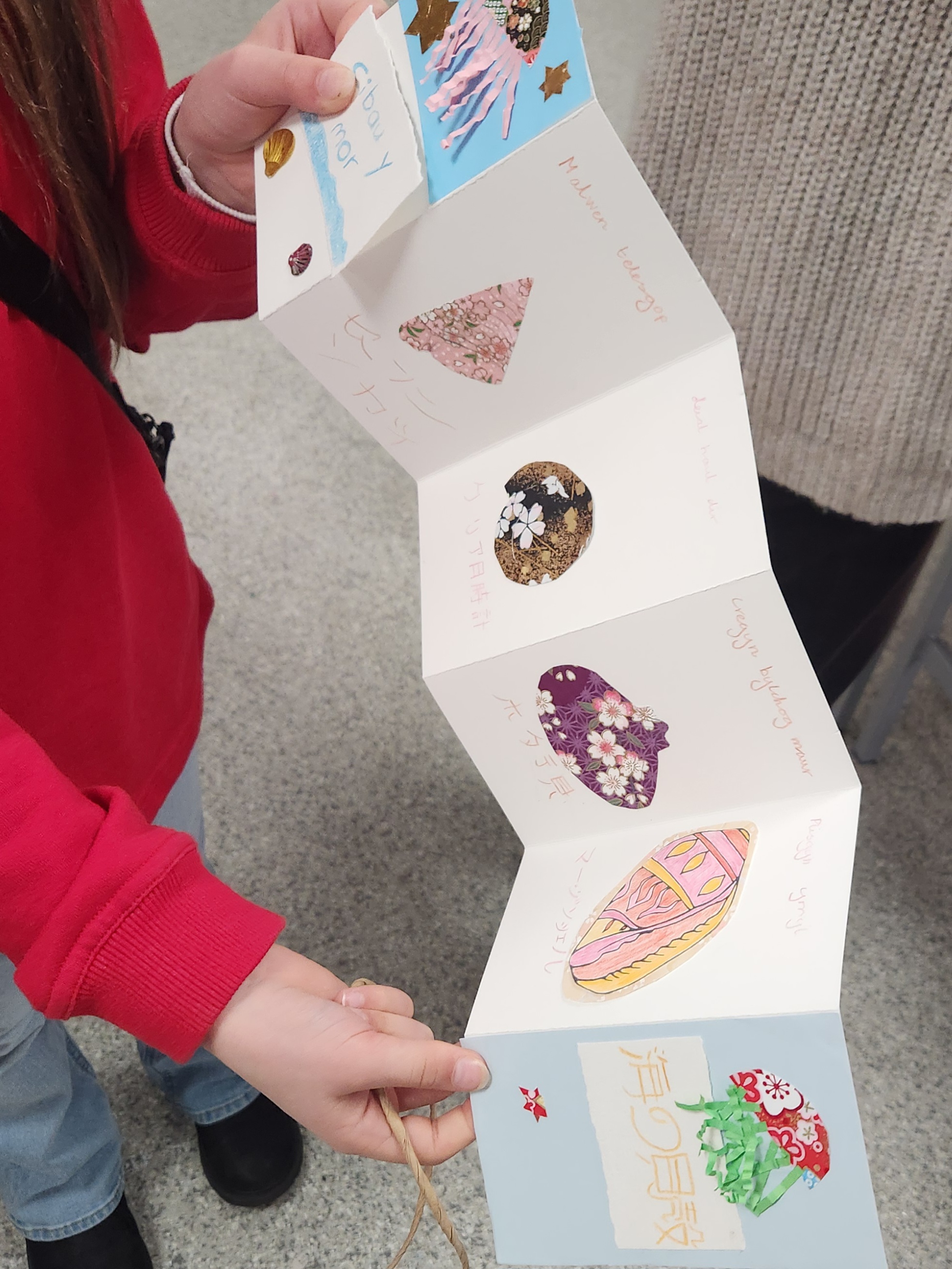 Y Mor folded booklet workshop